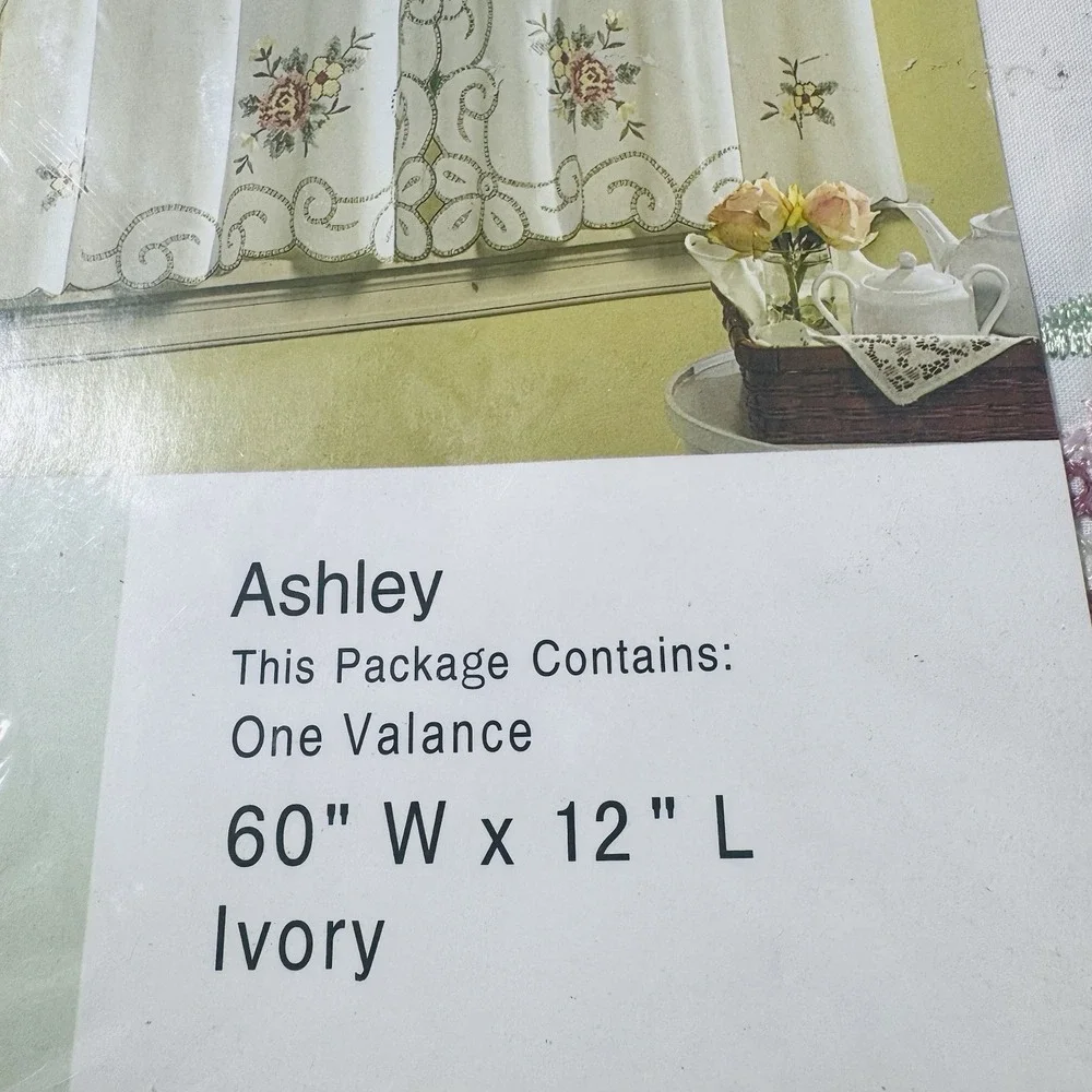 NOS Ashley Rose Embroidered Insert Valance 60x12 Cottage Floral Window‎ Curtain